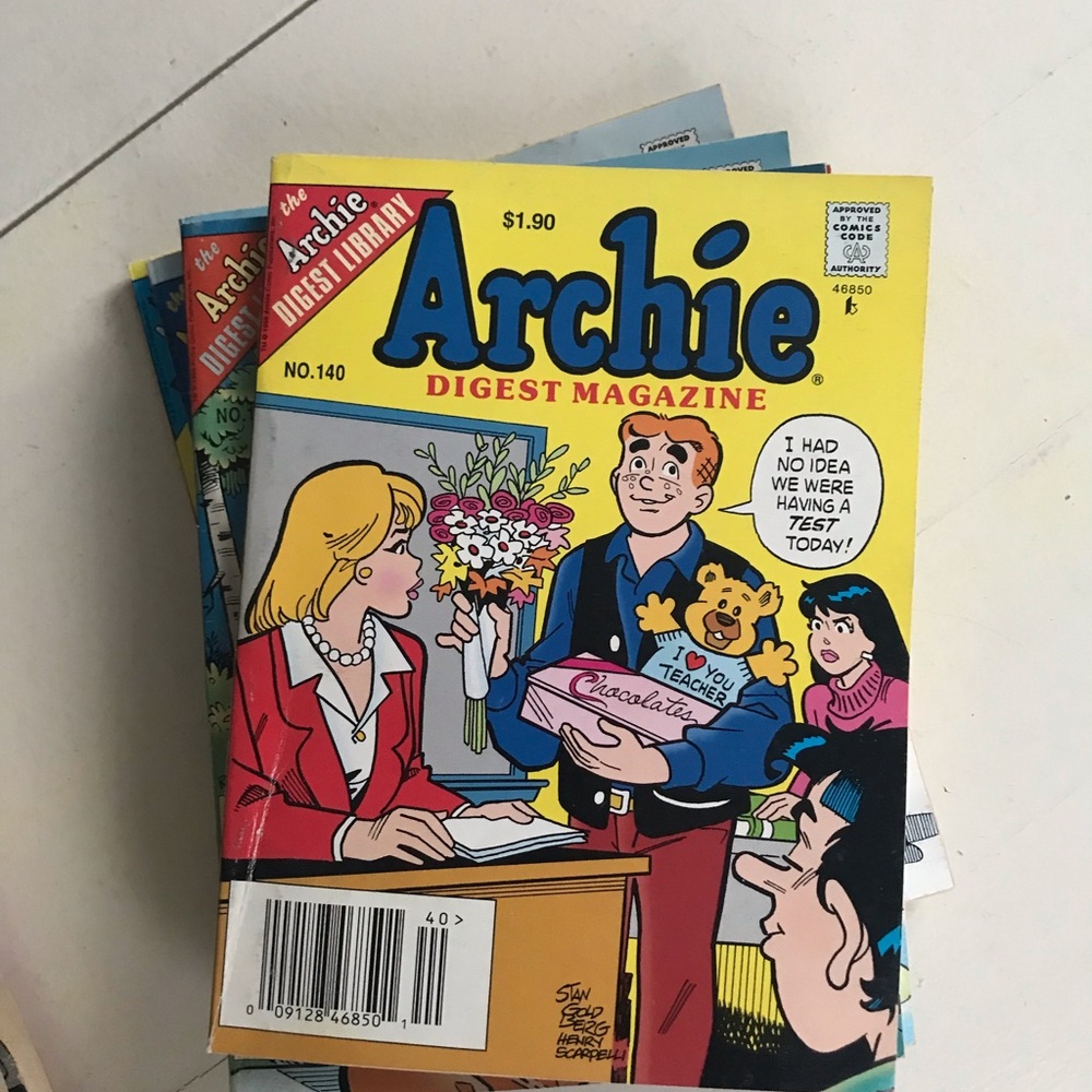 Archie Digest Magazine No.140 - Yellow Cover